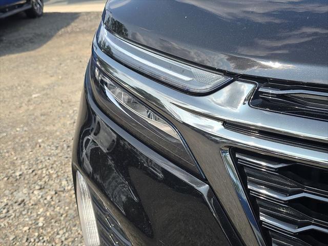used 2022 Chevrolet Equinox car, priced at $23,500