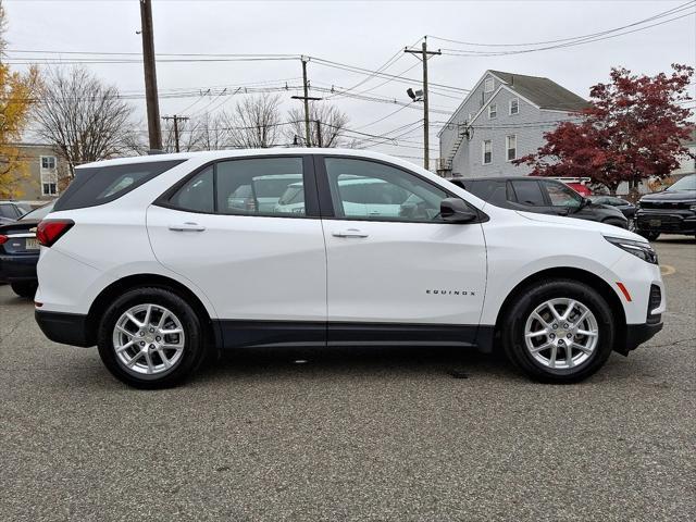 used 2022 Chevrolet Equinox car, priced at $19,000