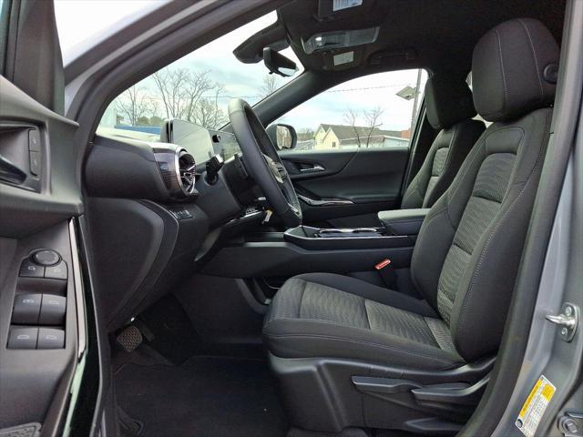 used 2025 Chevrolet Equinox car, priced at $31,250