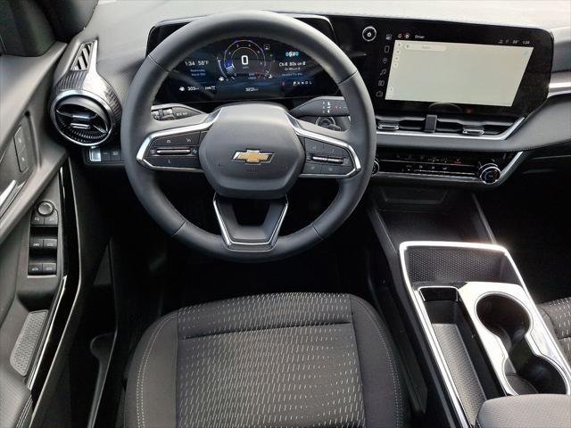 used 2025 Chevrolet Equinox car, priced at $31,250