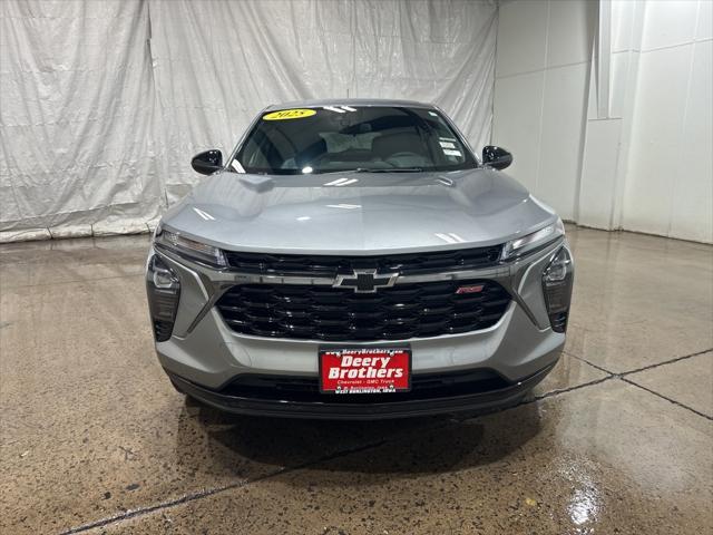 new 2025 Chevrolet Trax car, priced at $24,885