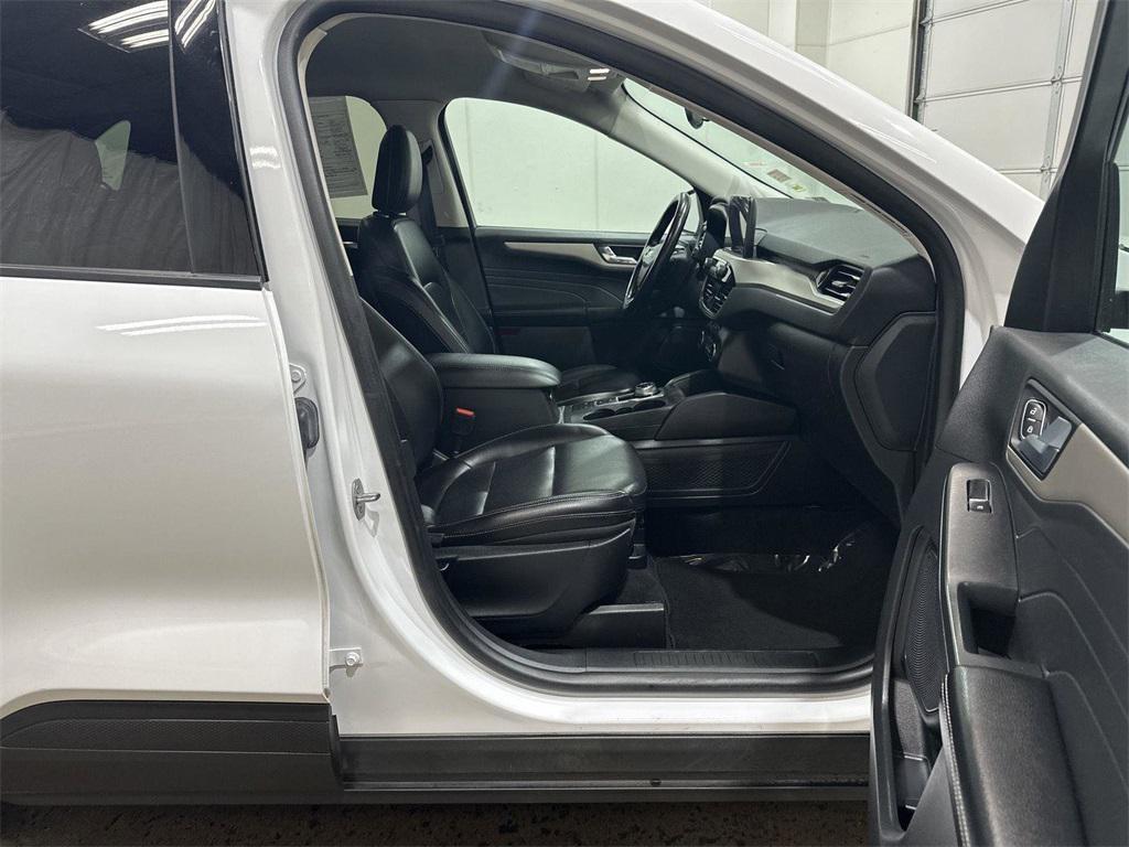 used 2022 Ford Escape car, priced at $16,599