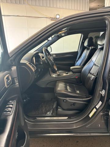 used 2016 Jeep Grand Cherokee car, priced at $14,901