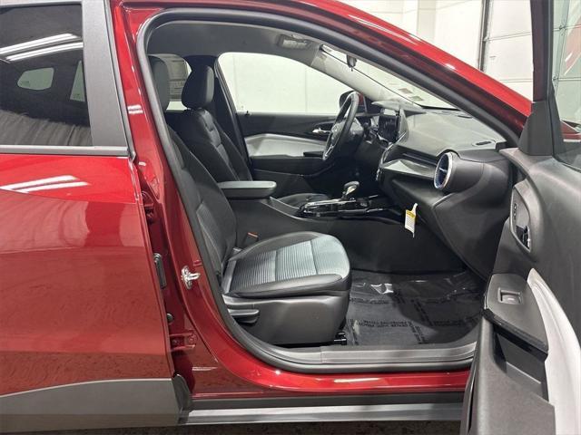new 2025 Chevrolet Trax car, priced at $26,010