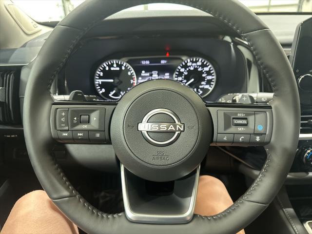 new 2025 Nissan Pathfinder car, priced at $46,925