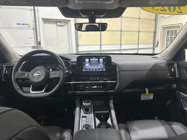 new 2025 Nissan Pathfinder car, priced at $46,925