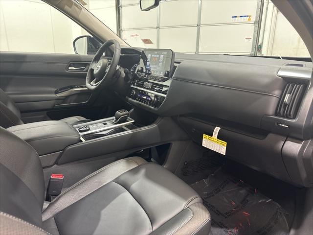 new 2025 Nissan Pathfinder car, priced at $46,925