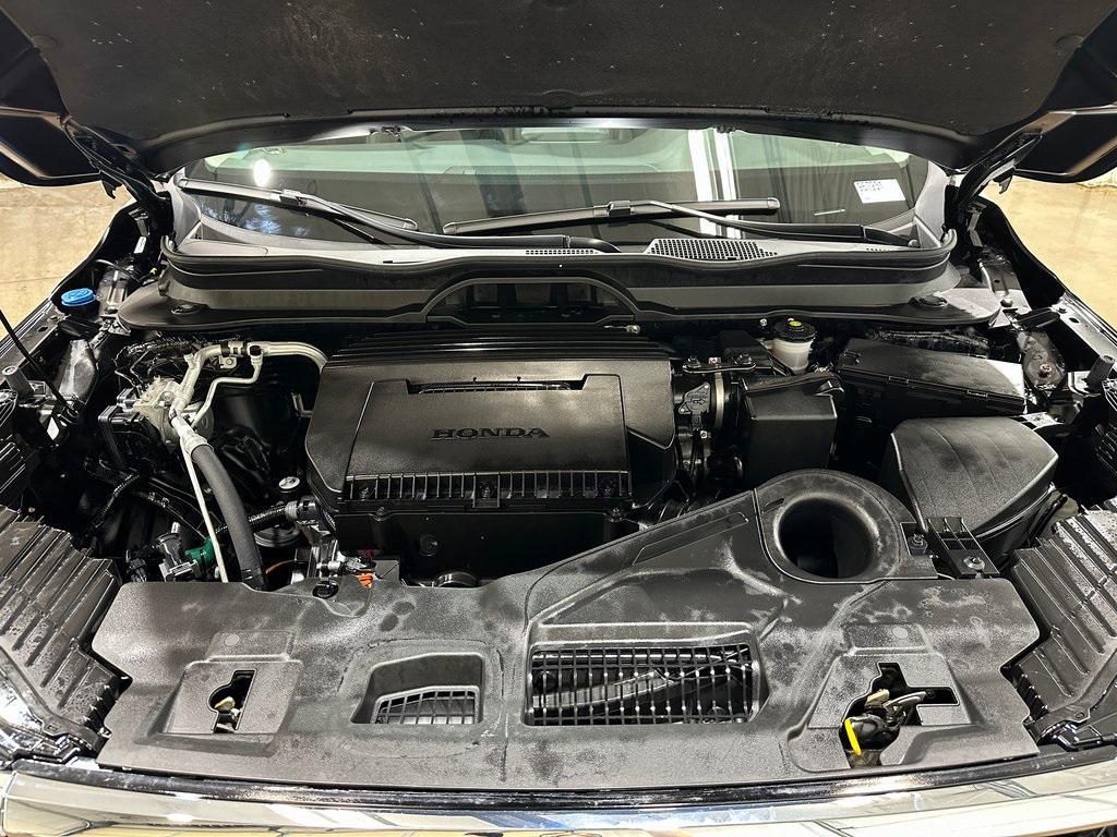 used 2025 Honda Pilot car, priced at $44,622