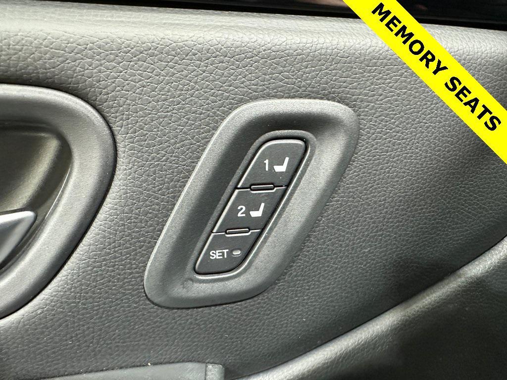 used 2025 Honda Pilot car, priced at $44,622