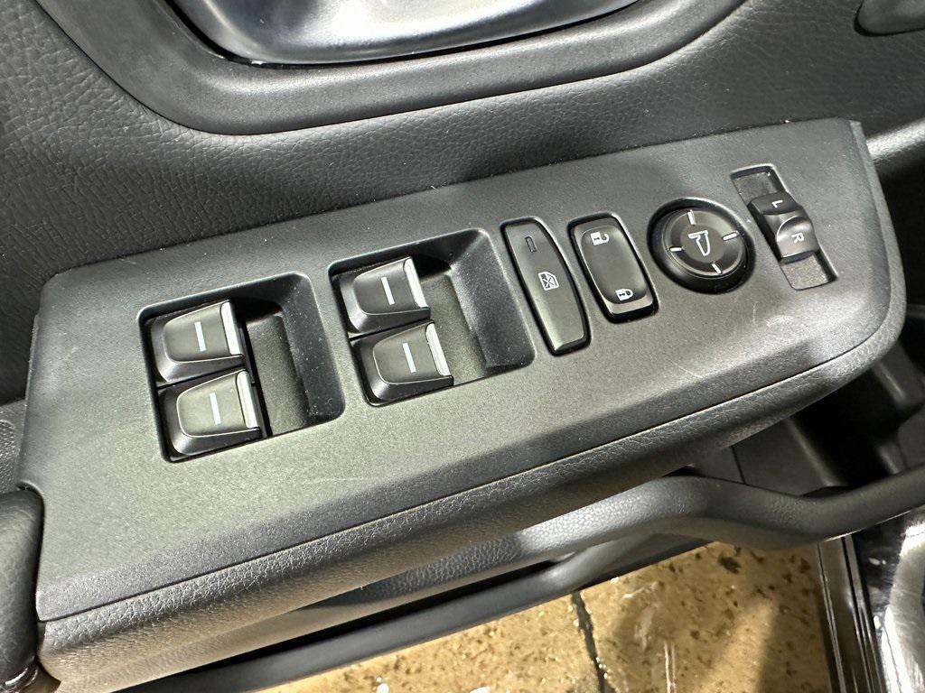 used 2025 Honda Pilot car, priced at $44,622