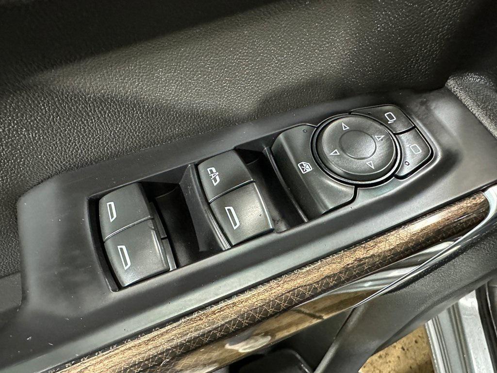 used 2020 Chevrolet Silverado 1500 car, priced at $27,233