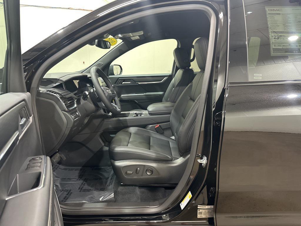 new 2025 GMC Acadia car, priced at $49,245