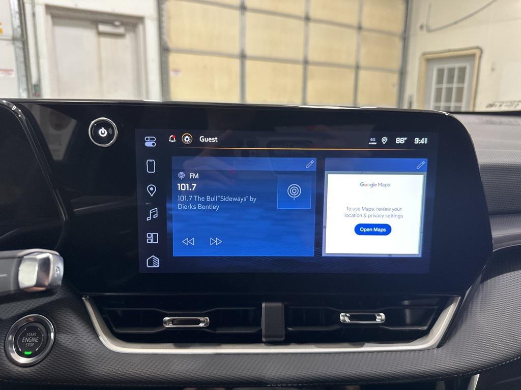 new 2026 Chevrolet Equinox car, priced at $27,500