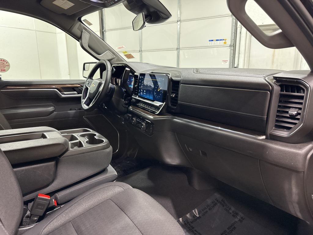 used 2025 Chevrolet Silverado 1500 car, priced at $40,799