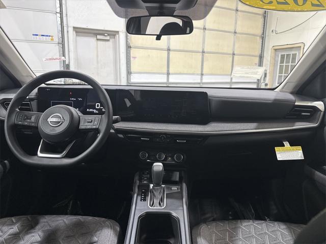 new 2025 Nissan Kicks car, priced at $26,585