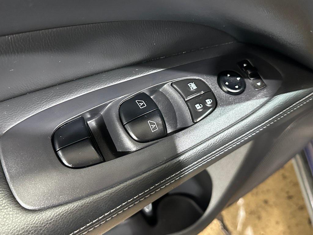 used 2018 Nissan Pathfinder car, priced at $17,810