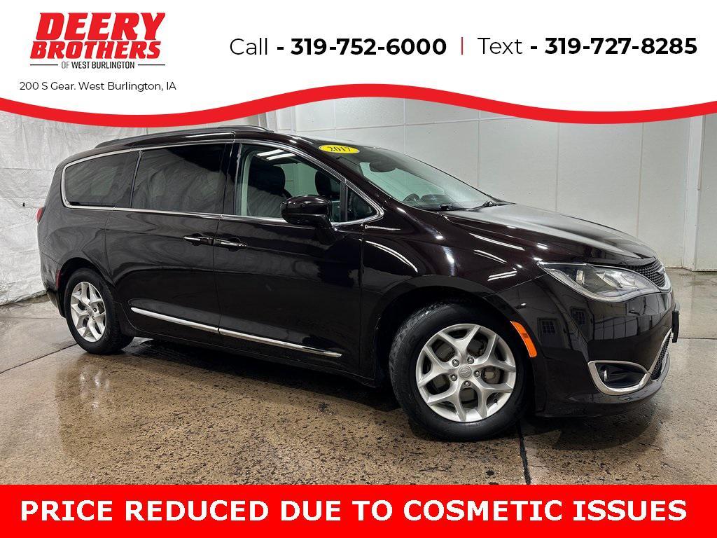used 2017 Chrysler Pacifica car, priced at $11,734