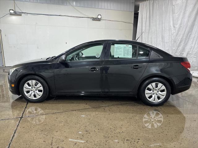 used 2014 Chevrolet Cruze car, priced at $6,500