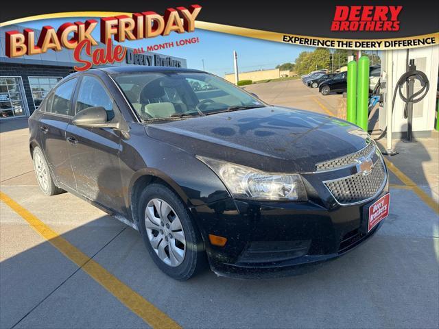 used 2014 Chevrolet Cruze car, priced at $8,240