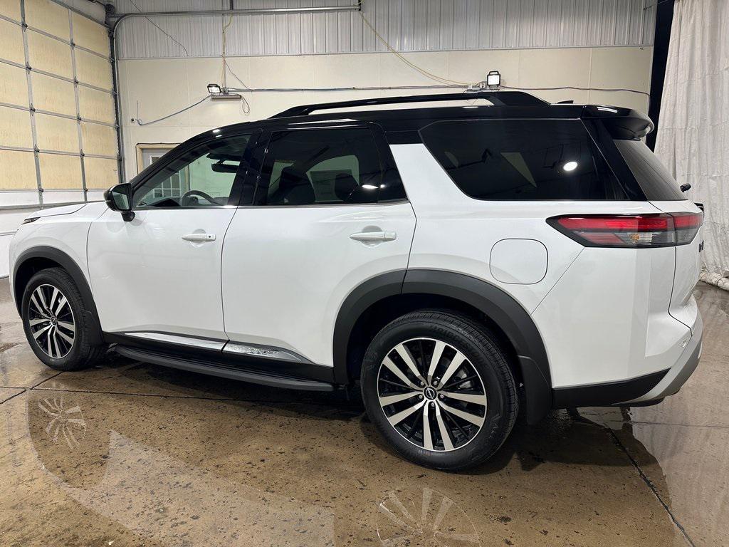 new 2025 Nissan Pathfinder car, priced at $52,255