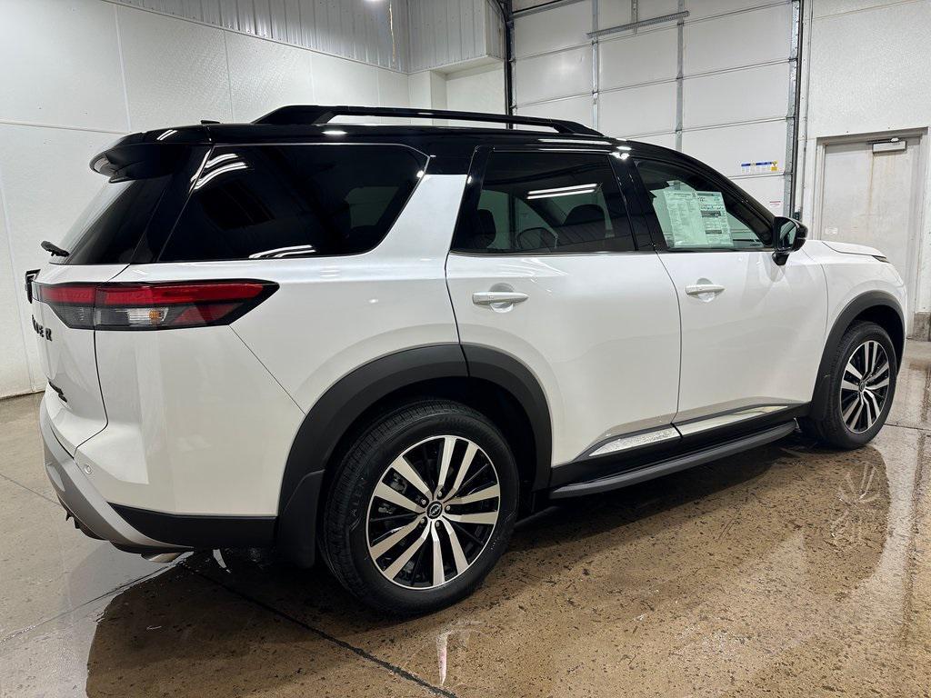 new 2025 Nissan Pathfinder car, priced at $52,255