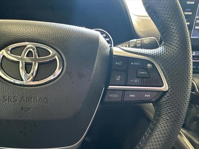 used 2022 Toyota Sienna car, priced at $45,618