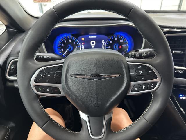 used 2025 Chrysler Pacifica car, priced at $36,034