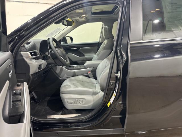 used 2024 Toyota Highlander car, priced at $47,335