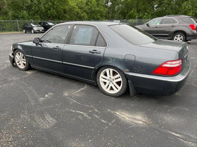 used 2004 Acura RL car, priced at $903