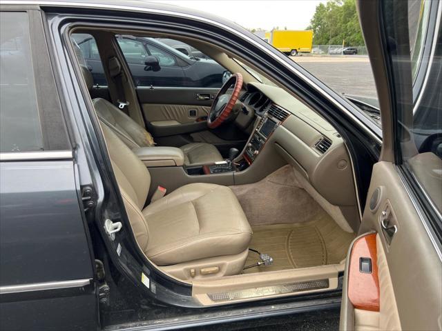 used 2004 Acura RL car, priced at $903