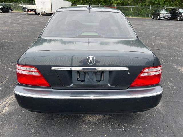 used 2004 Acura RL car, priced at $903