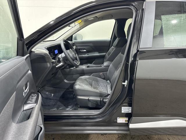 new 2025 Nissan Kicks car, priced at $26,340