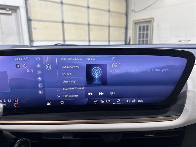 used 2025 Buick Envision car, priced at $43,804
