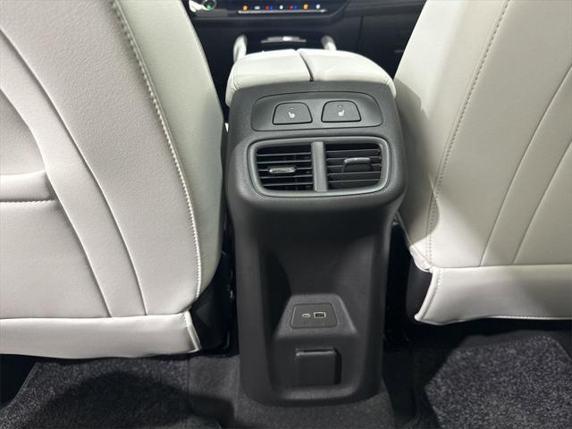used 2025 Buick Envision car, priced at $43,804