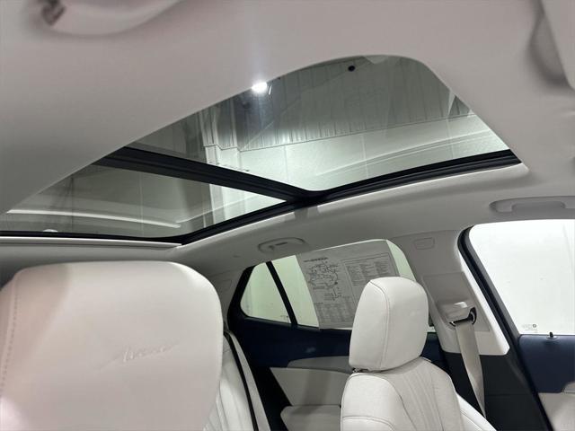 used 2025 Buick Envision car, priced at $43,804
