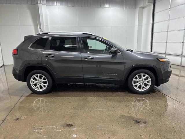 used 2015 Jeep Cherokee car, priced at $12,726