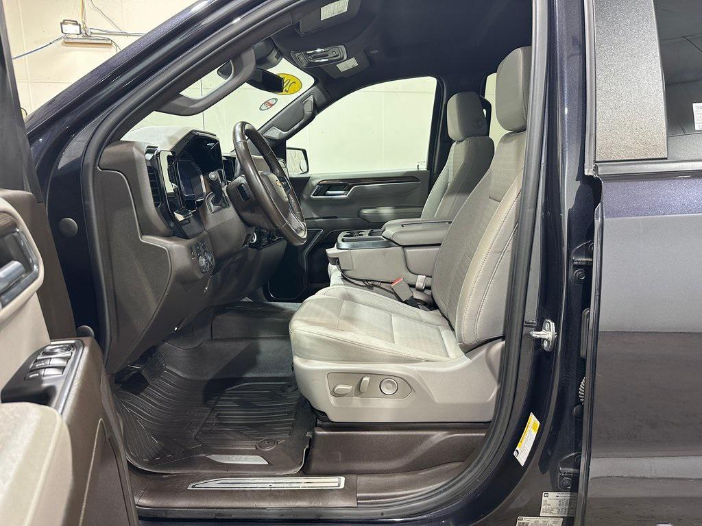 used 2022 Chevrolet Silverado 1500 car, priced at $34,235