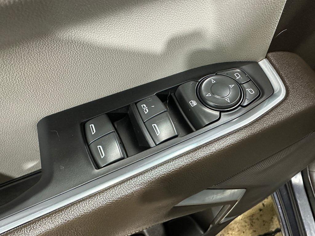 used 2022 Chevrolet Silverado 1500 car, priced at $34,235