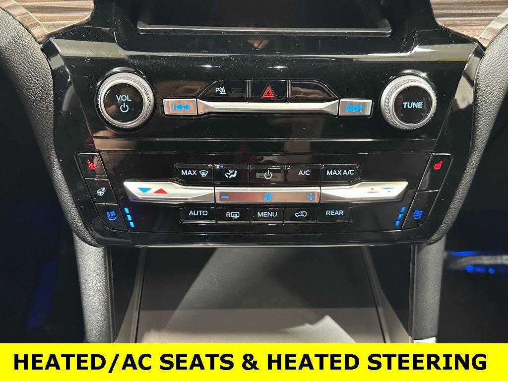 used 2024 Ford Explorer car, priced at $32,026