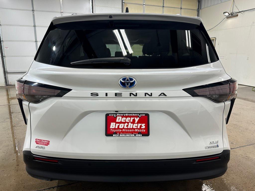 used 2024 Toyota Sienna car, priced at $44,694