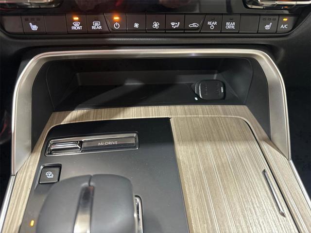 new 2025 Mazda CX-90 PHEV car, priced at $51,620