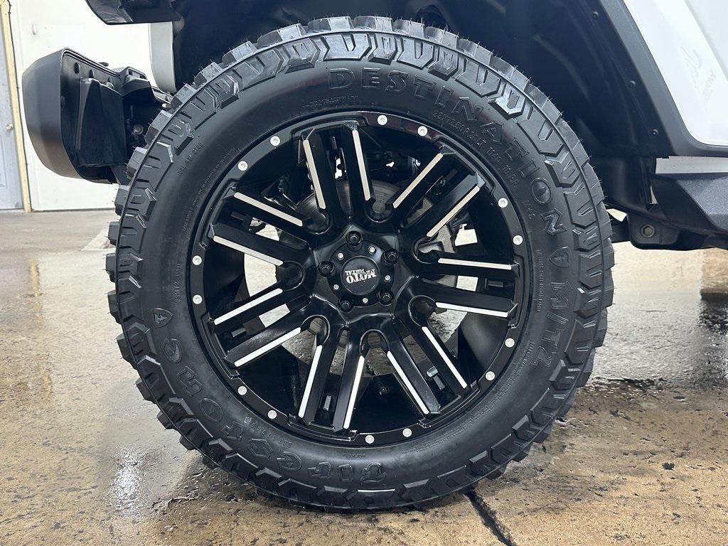 used 2020 Jeep Wrangler Unlimited car, priced at $29,100