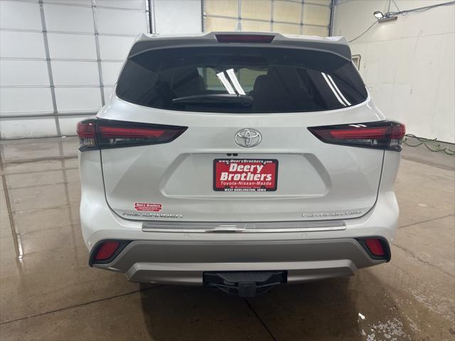 new 2025 Toyota Highlander car, priced at $55,537