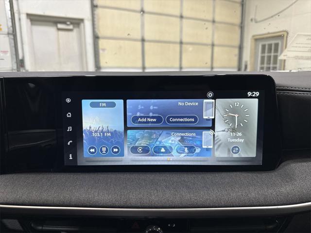 new 2025 Nissan Kicks car, priced at $26,160