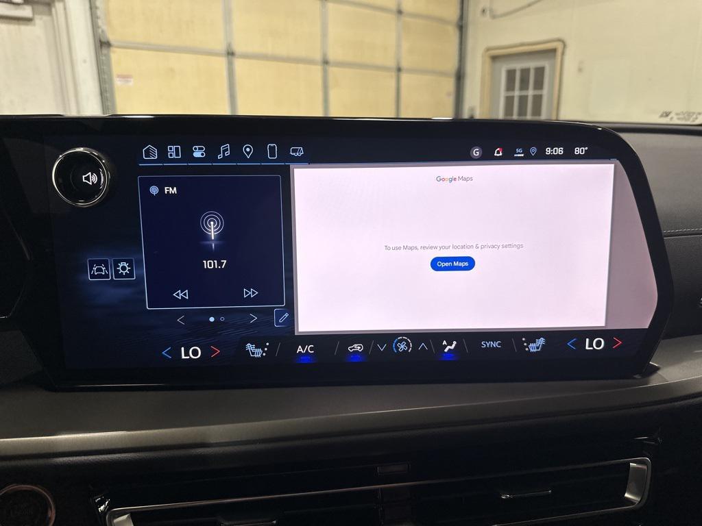 new 2025 Chevrolet Traverse car, priced at $44,540