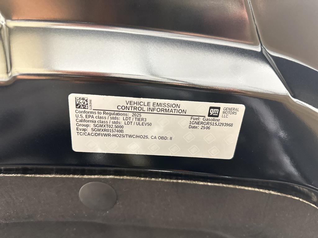 new 2025 Chevrolet Traverse car, priced at $44,540