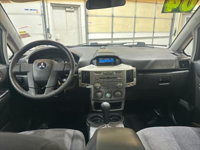 used 2004 Mitsubishi Endeavor car, priced at $2,499
