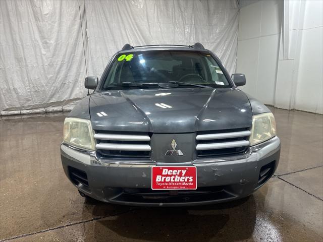 used 2004 Mitsubishi Endeavor car, priced at $2,499