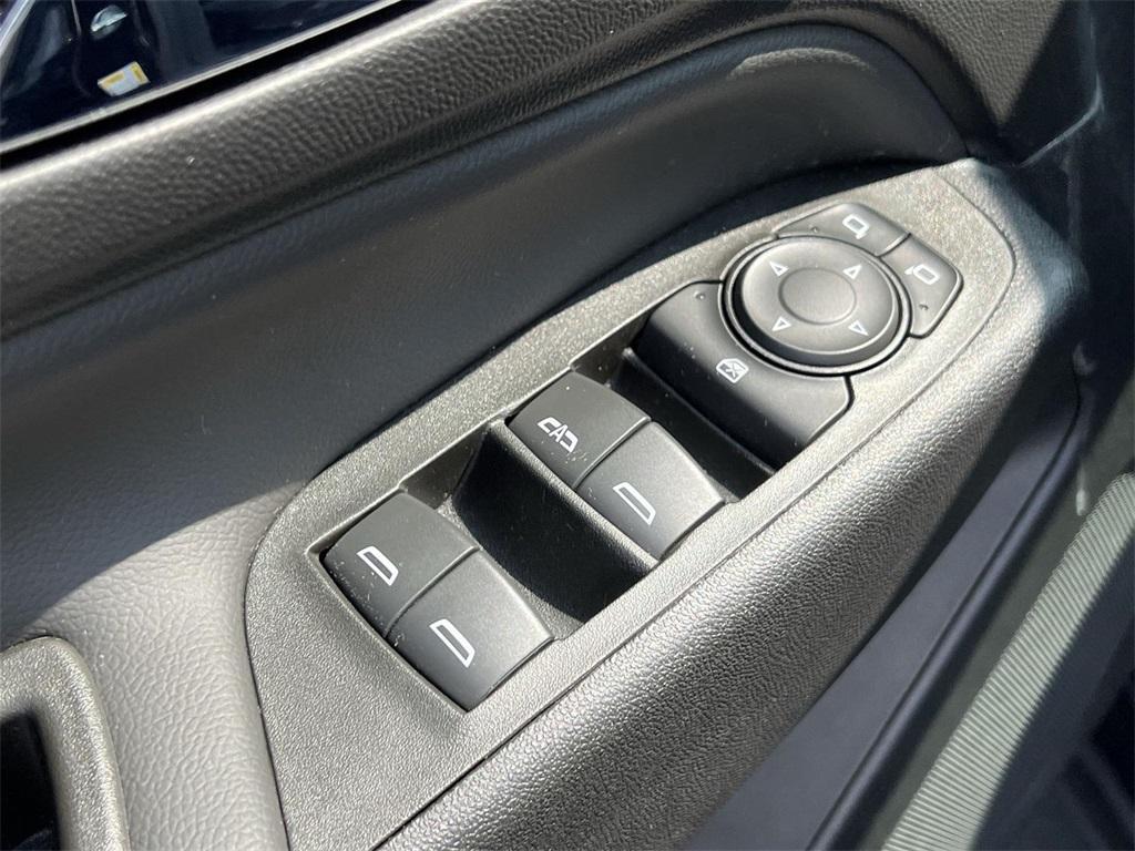used 2022 Chevrolet Equinox car, priced at $17,798