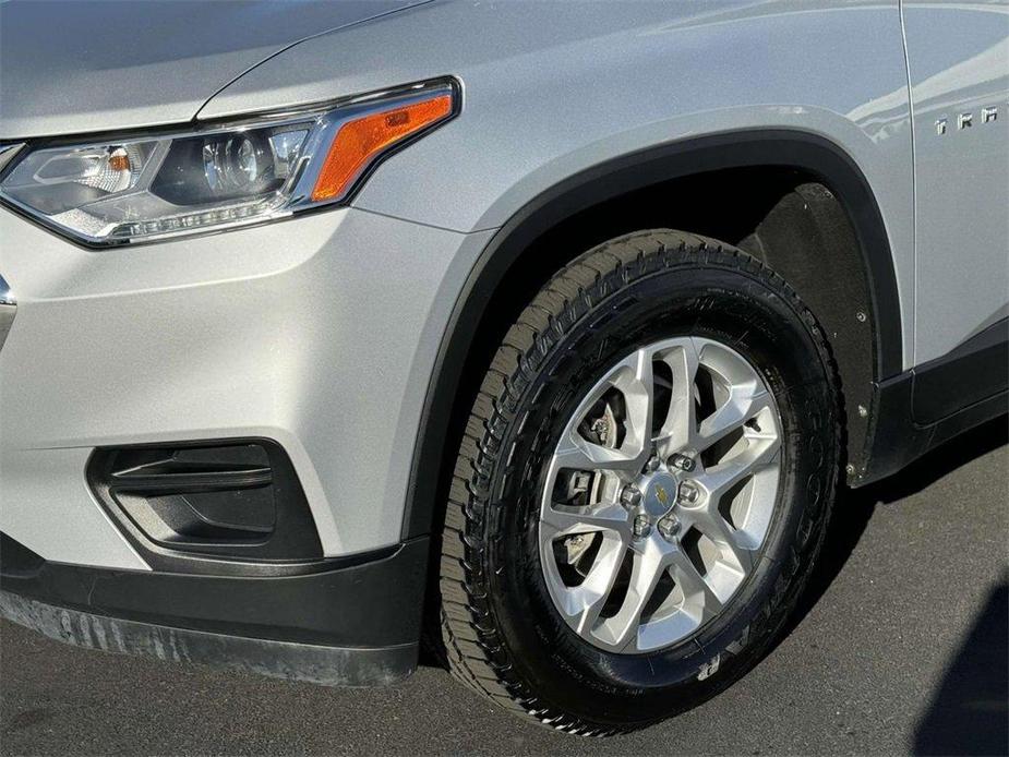 used 2021 Chevrolet Traverse car, priced at $23,288